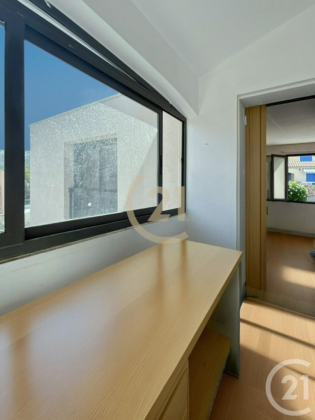 Afficher la photo en grand Appartement T3 à vendre - 3 pièces - 50.51 m2 - CALVI - 202 - CORSE - Century 21 Dary Immobilier