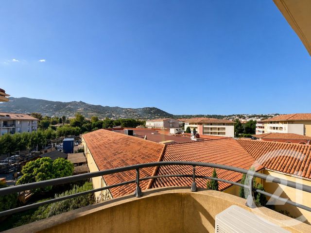 Appartement T4 à vendre - 4 pièces - 97.28 m2 - CALVI - 202 - CORSE - Century 21 Dary Immobilier