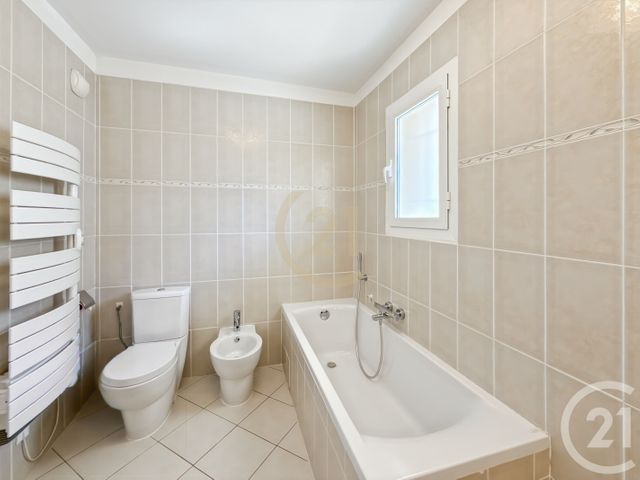 Appartement T4 à vendre - 4 pièces - 79.03 m2 - CALVI - 202 - CORSE - Century 21 Dary Immobilier