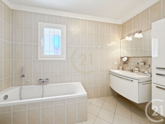 Appartement T4 à vendre - 4 pièces - 79.03 m2 - CALVI - 202 - CORSE - Century 21 Dary Immobilier