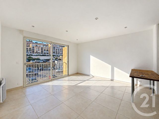 Appartement T2 à vendre - 2 pièces - 43.88 m2 - CALVI - 202 - CORSE - Century 21 Dary Immobilier