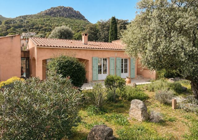 maison à vendre - 7 pièces - 156.5 m2 - CALENZANA - 202 - CORSE - Century 21 Dary Immobilier