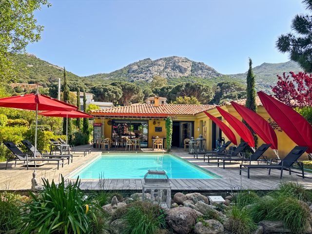 maison à vendre - 7 pièces - 215.0 m2 - CALVI - 202 - CORSE - Century 21 Dary Immobilier
