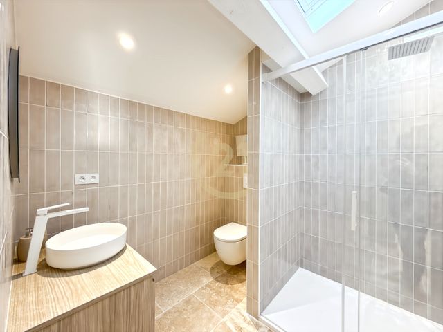 Appartement T5 à vendre - 5 pièces - 154.62 m2 - CALVI - 202 - CORSE - Century 21 Dary Immobilier
