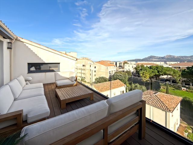 Appartement T5 à vendre - 5 pièces - 154.62 m2 - CALVI - 202 - CORSE - Century 21 Dary Immobilier