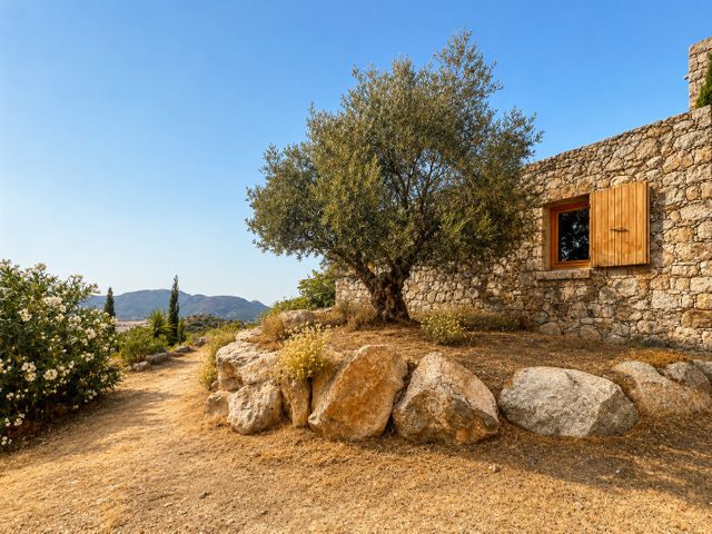 maison à vendre - 8 pièces - 265.73 m2 - L ILE ROUSSE - 202 - CORSE - Century 21 Dary Immobilier