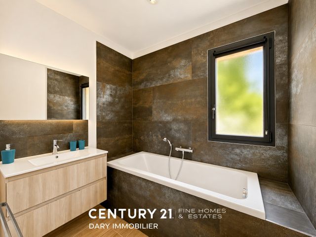 maison à vendre - 6 pièces - 183.08 m2 - CALVI - 202 - CORSE - Century 21 Dary Immobilier