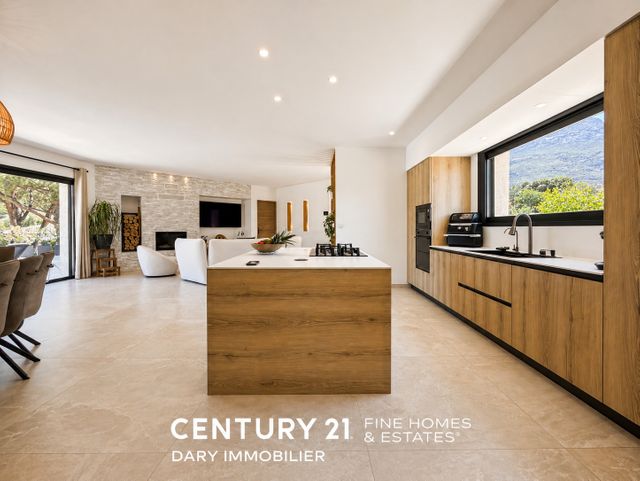 maison à vendre - 6 pièces - 183.08 m2 - CALVI - 202 - CORSE - Century 21 Dary Immobilier